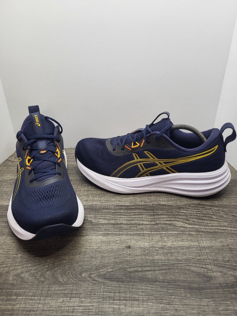 Asics Gel-Pulse 17 Midnight Bright Sunstone Men Size 11.5 Running Shoes